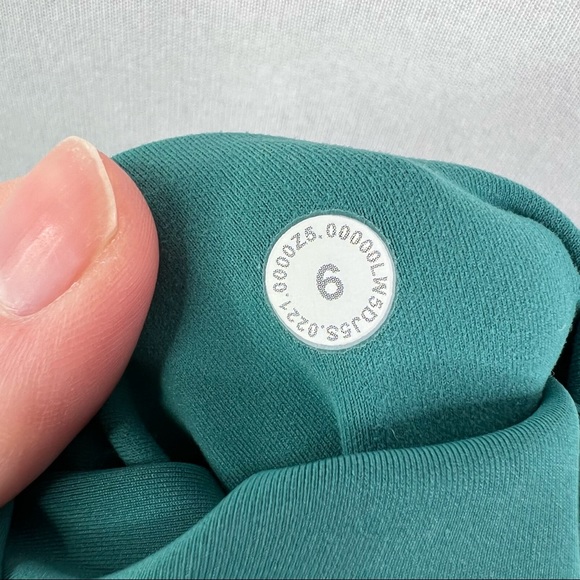 Lululemon Invigorate High Rise Tight Leggings 28” Teal Lagoon - Picture 4 of 4